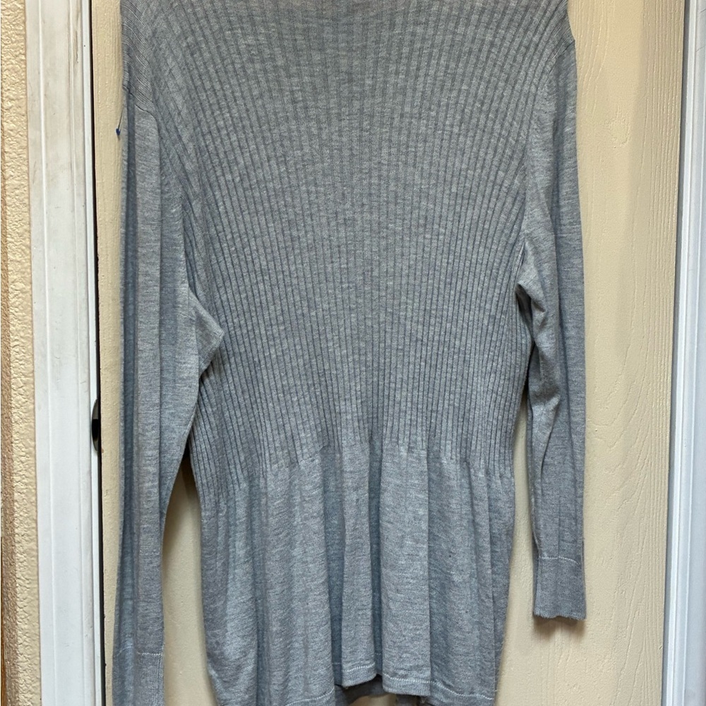 Sejour Gray Ribbed Knit Top - Picture 4 of 4